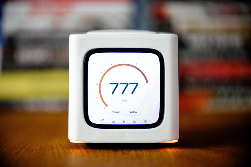Bitcube front view showing 777 GH/s in Turbo