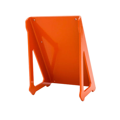 color: orange